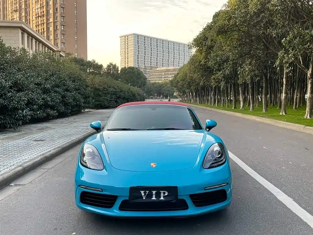 Porsche 718 Boxster 2.0 T