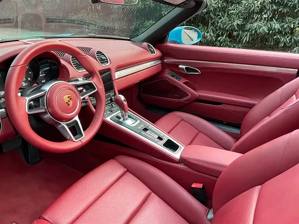 Porsche 718 Boxster 2.0 T