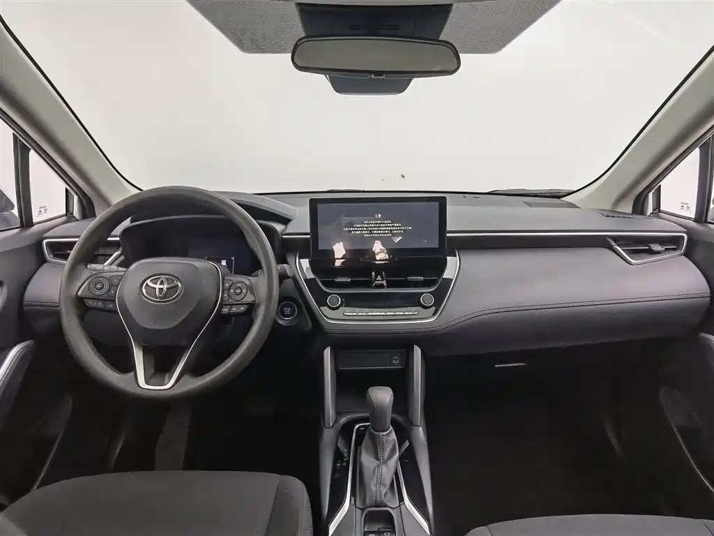 Frontlander 2.0 L CVT Leading