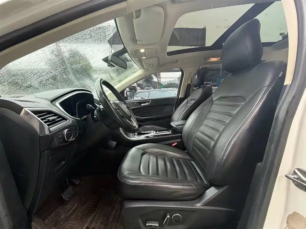 Edge EcoBoost 245 4 WD Sport 7-seat