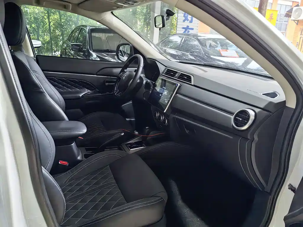 ASX 2.0 L CVT Smart Leading