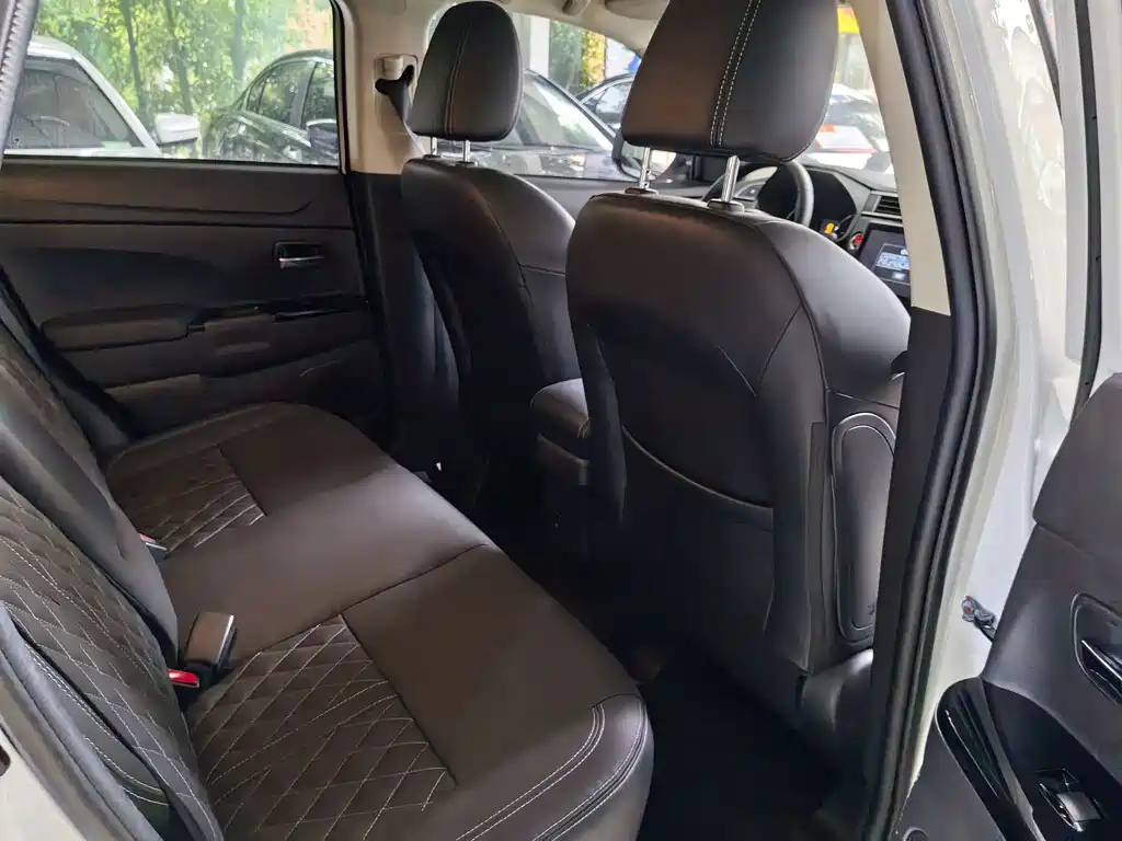 ASX 2.0 L CVT Smart Leading