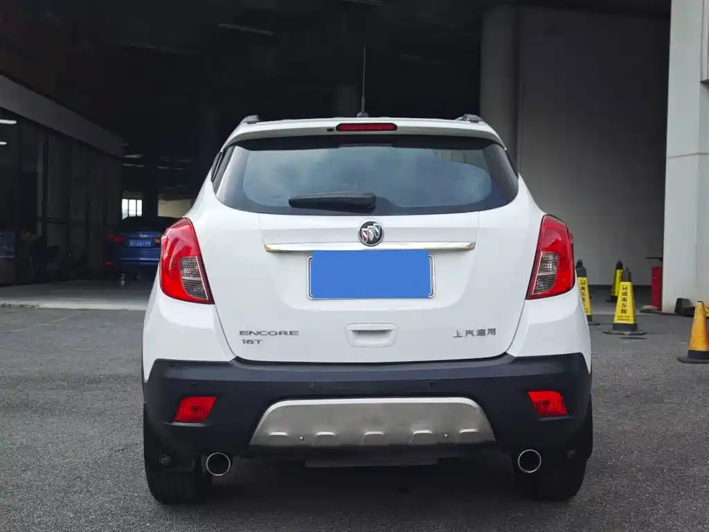Encore 18 T Auto 2 WD Urban Elite