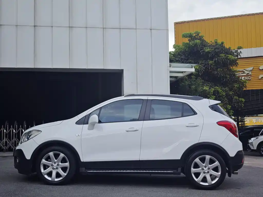 Encore 18 T Auto 2 WD Urban Elite