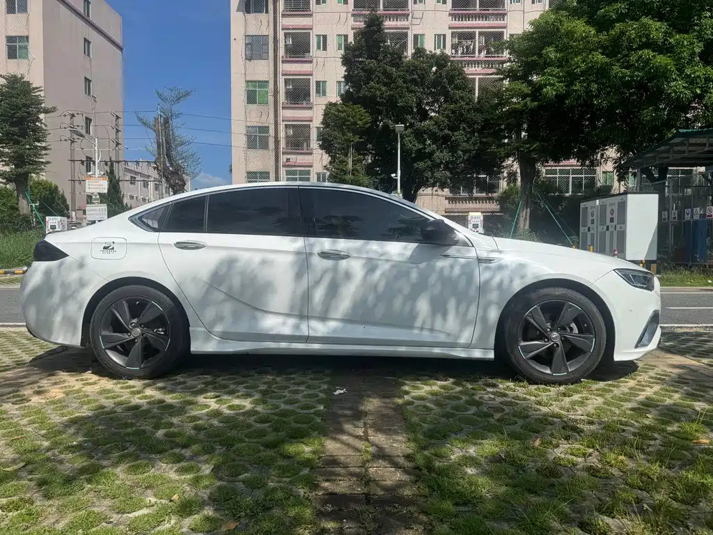 Regal GS 28 T Luxury
