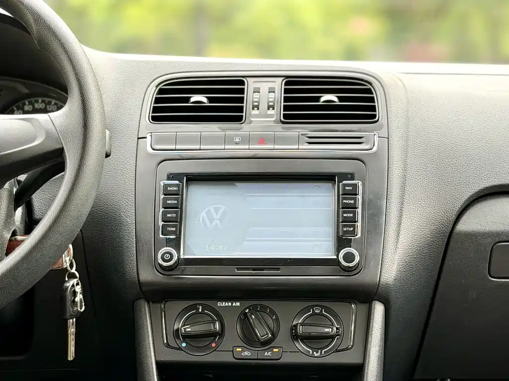Polo 1.4 L Auto Style