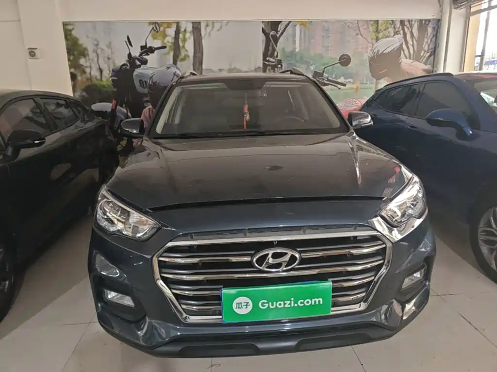 Hyundai ix35 2.0 L Auto 2 WD Brave · Smooth Enjoyment CN-VI