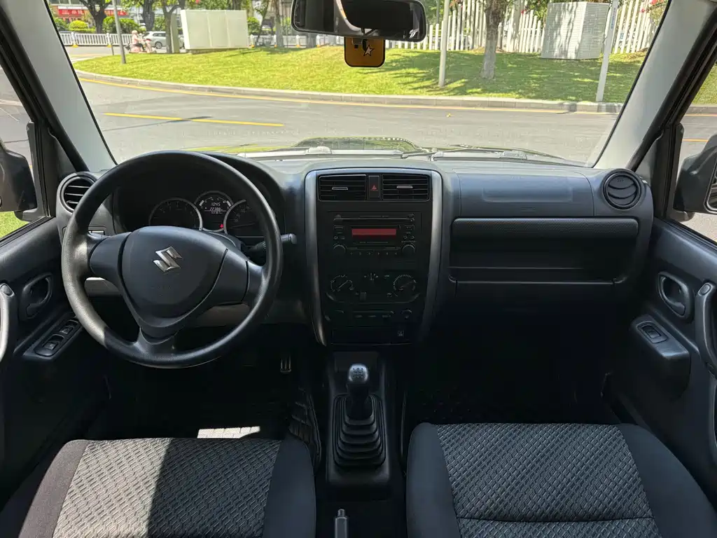 Jimny (Import) 1.3 MT JLX