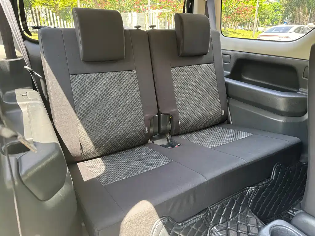 Jimny (Import) 1.3 MT JLX