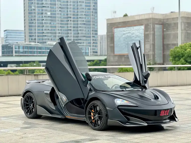 McLaren 600 LT 3.8 T Coupe
