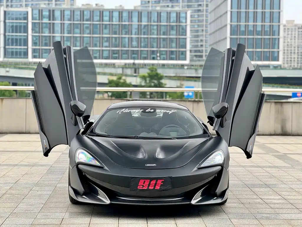 McLaren 600 LT 3.8 T Coupe
