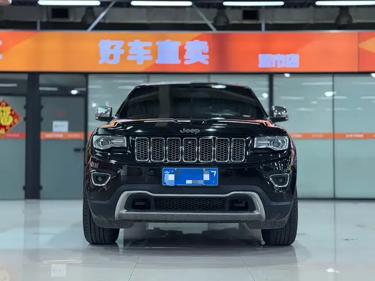 Jeep Grand Cherokee (Import) 3.0 L Comfort Enjoyment Navigation