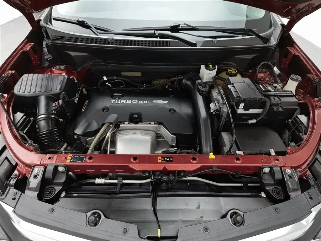Equinox 探界者 2017款 RS 550 T 自动四驱捍界版