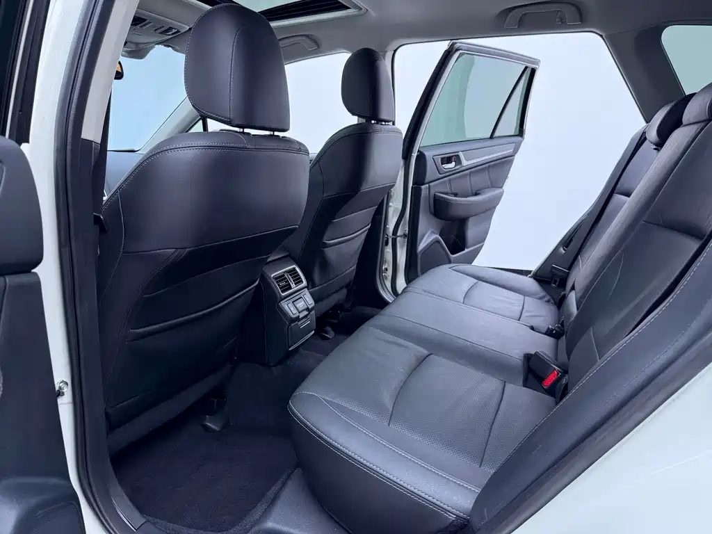 Outback 2.5 i Sport Navigation EyeSight