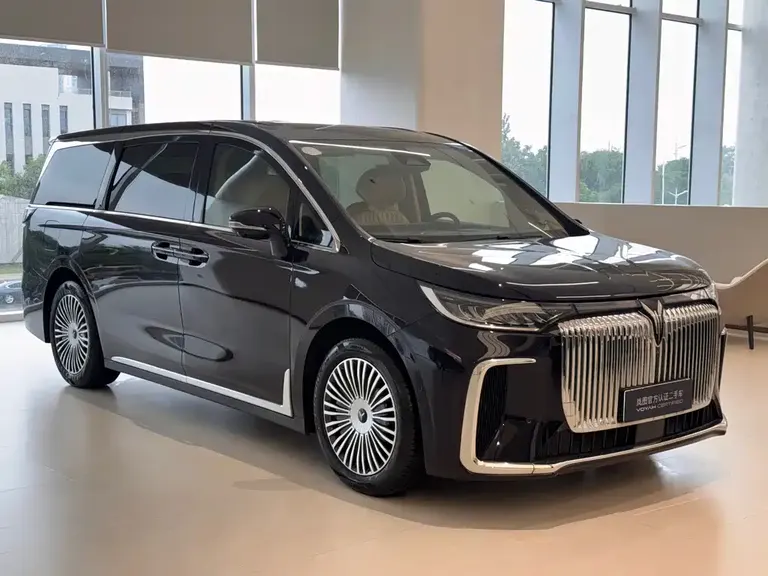 Voyah Dreamer PHEV 4 WD Flagship Kunpeng