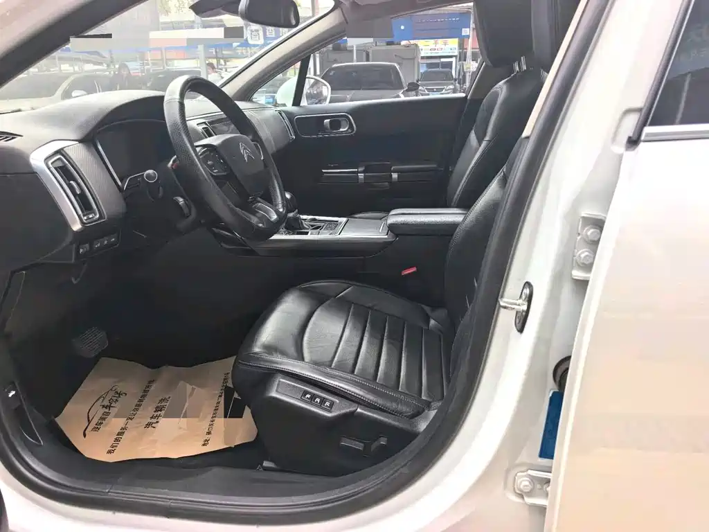 Citroën C6 380 THP Luxury