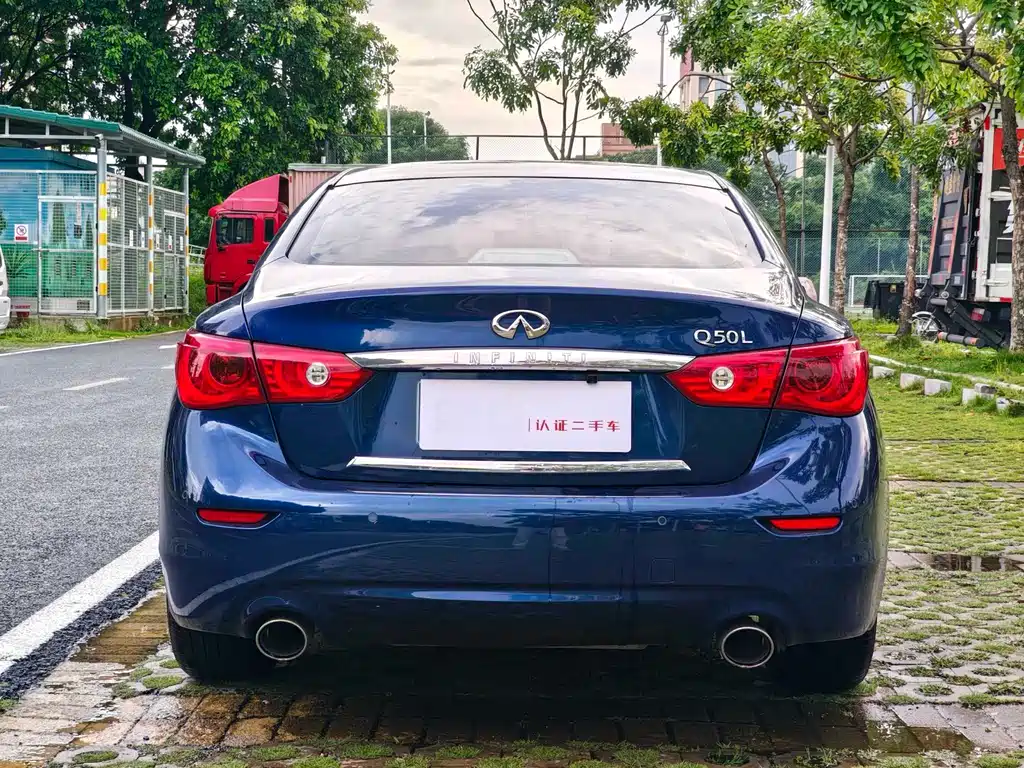 Infiniti Q50 L 2.0 T Joy