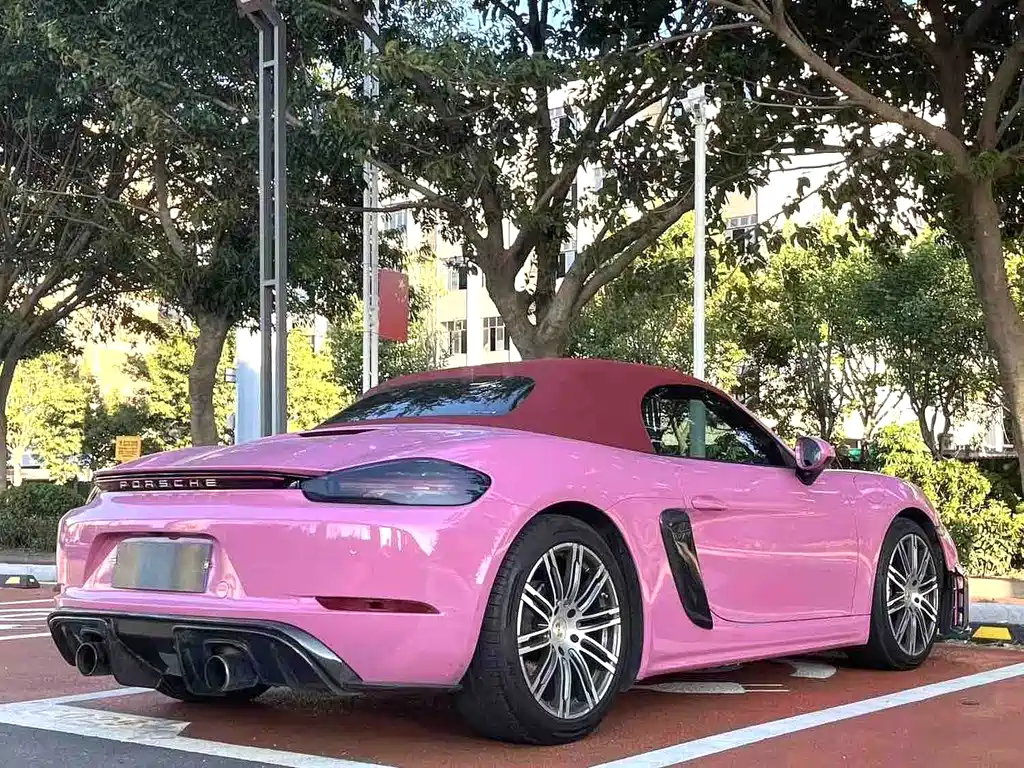 Porsche 718 Boxster 2.0 T