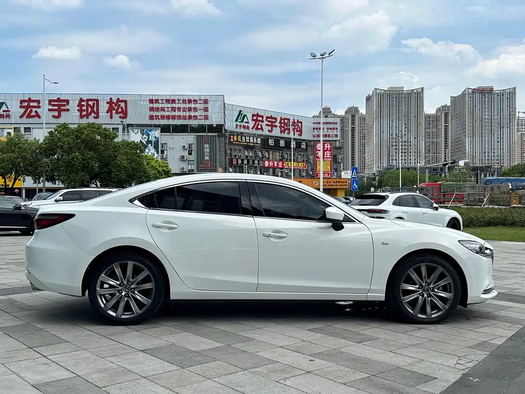 Atenza 2.5 L Blue Sky Sport
