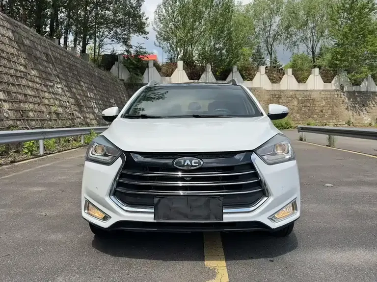 JAC Refine S2 瑞风S2 2018款 智驱版 1.6 L CVT豪华智能型