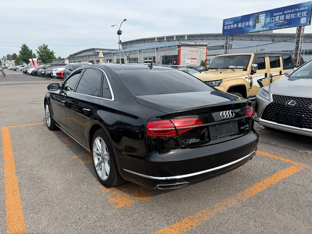 Audi A8 A8 L 45 TFSI quattro Comfort