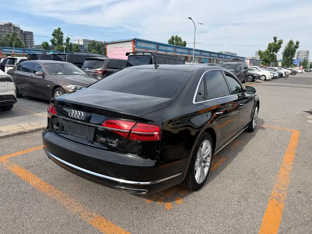 Audi A8 A8 L 45 TFSI quattro Comfort