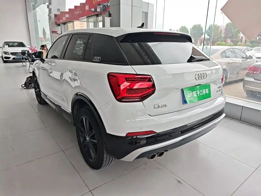 Audi Q2 L 奥迪Q2 L 2018款 35 TFSI 豪华致雅型 国VI