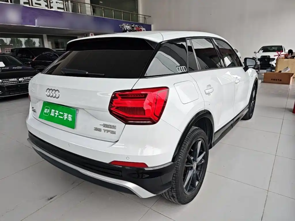 Audi Q2 L 奥迪Q2 L 2018款 35 TFSI 豪华致雅型 国VI