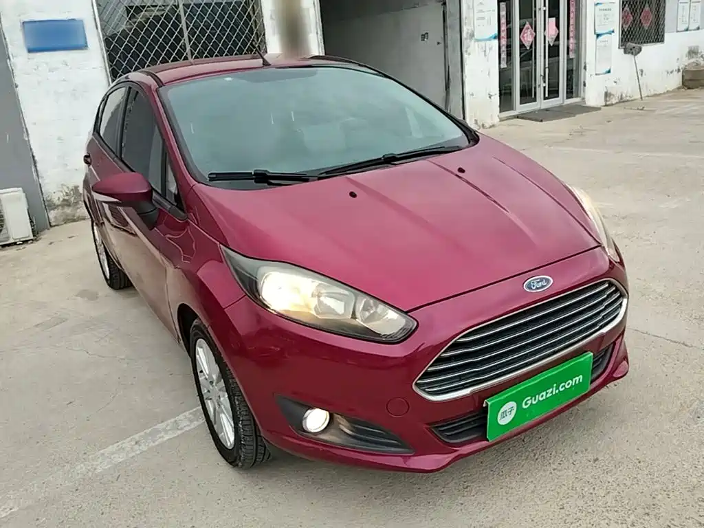 Fiesta Hatchback 1.5 L Auto Fashion