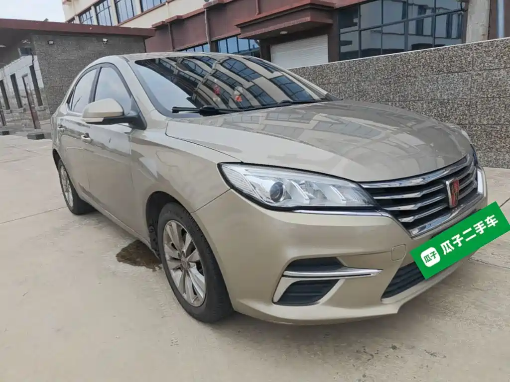 Roewe 360 PLUS 1.5 L Auto Premium