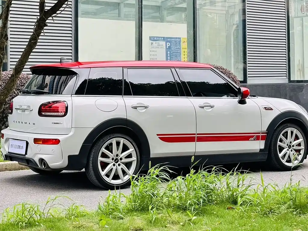 MINI JCW CLUBMAN 2.0 T JOHN COOPER WORKS ALL-