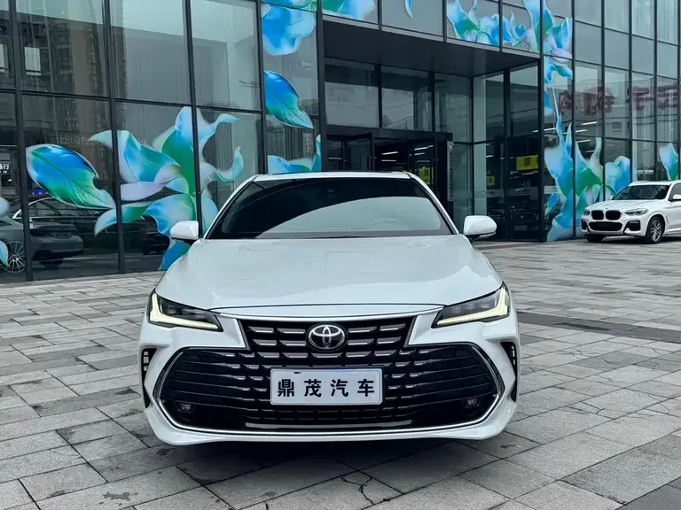 Toyota Avalon 2.0 L Luxury