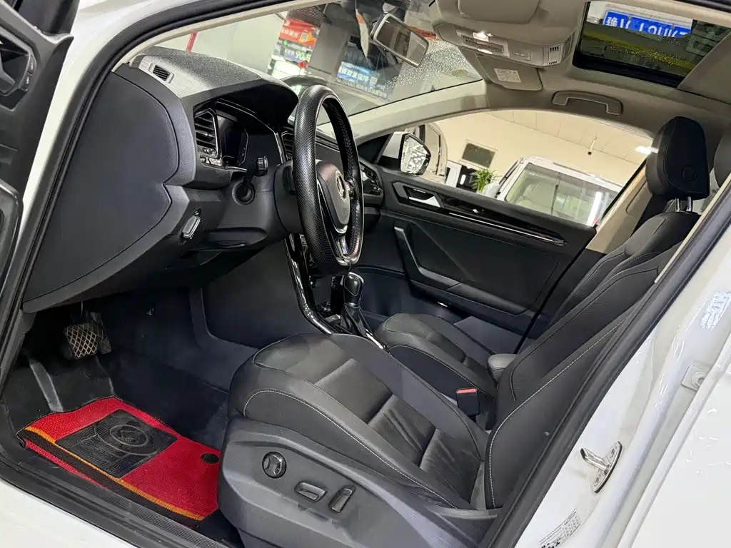 T-ROC 280 TSI DSG 2 WD Comfort Enjoyment PLUS