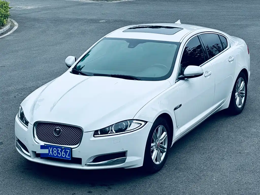 Jaguar XF XF 2.0 T 80 Anniversary Collector Elegance