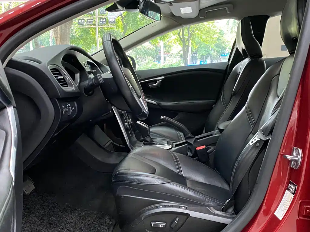 Volvo V40 T3 Smart Ease