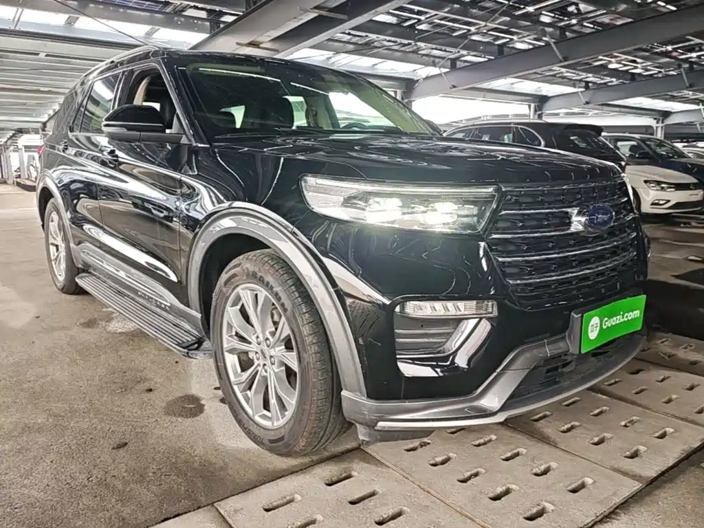 Explorer EcoBoost 285 RWD Style 6-seat