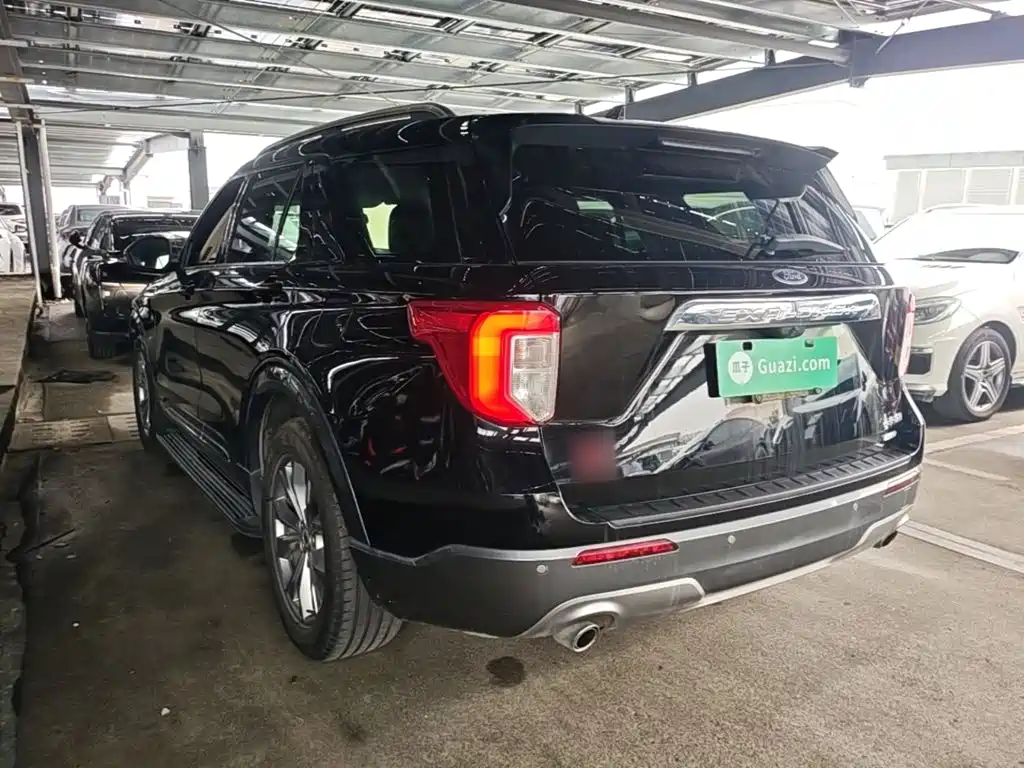 Explorer EcoBoost 285 RWD Style 6-seat