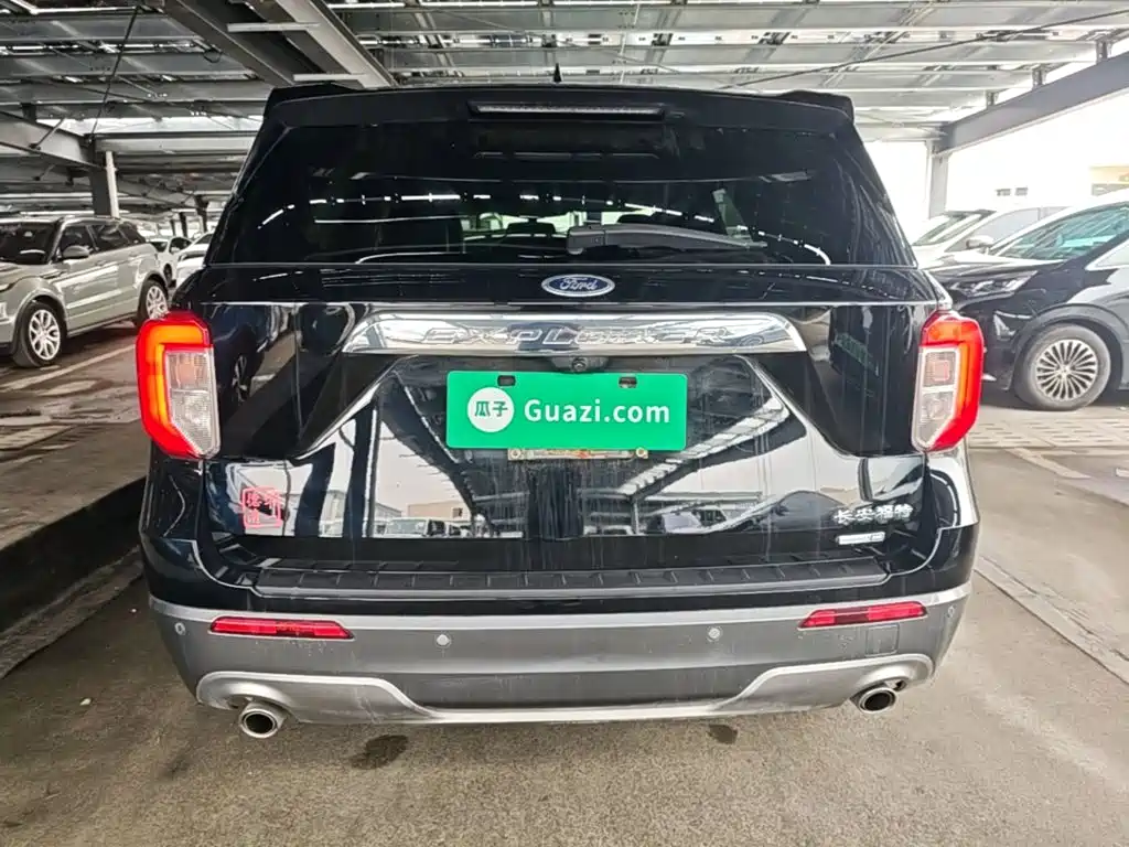 Explorer EcoBoost 285 RWD Style 6-seat
