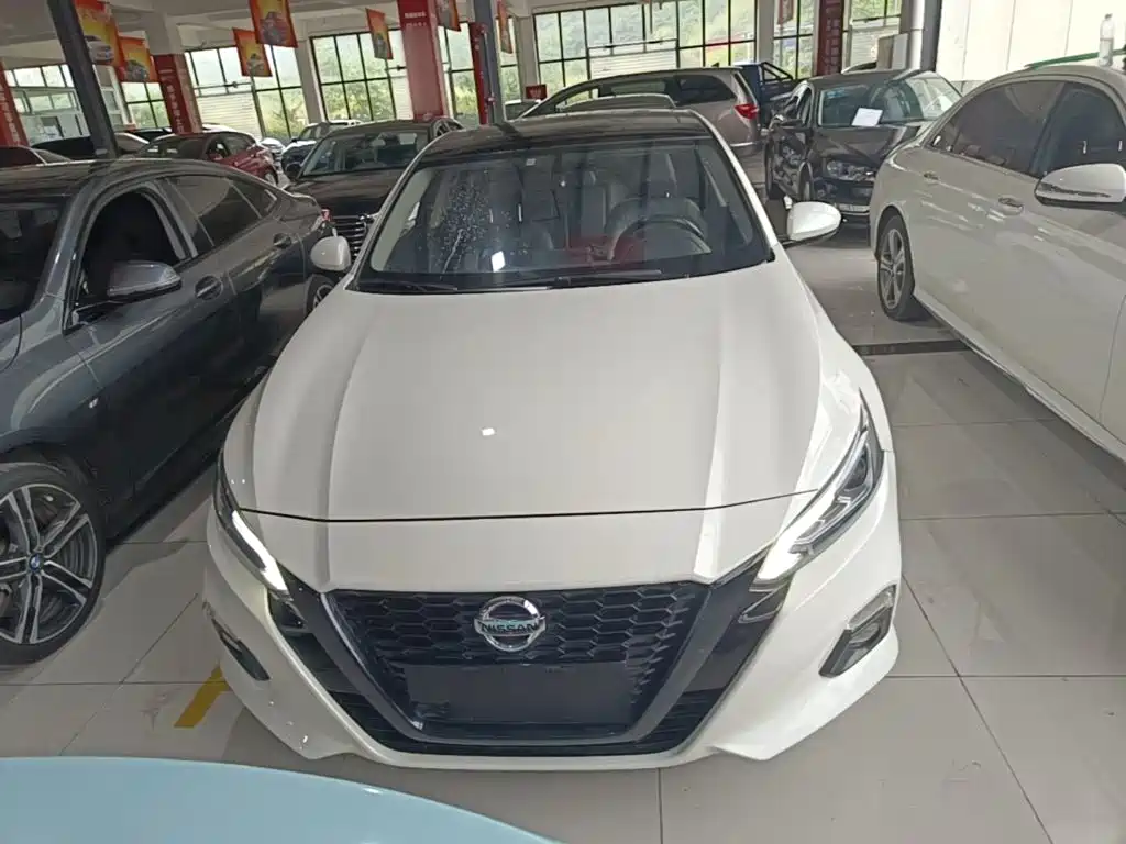 Teana 2.0 L XL Comfort