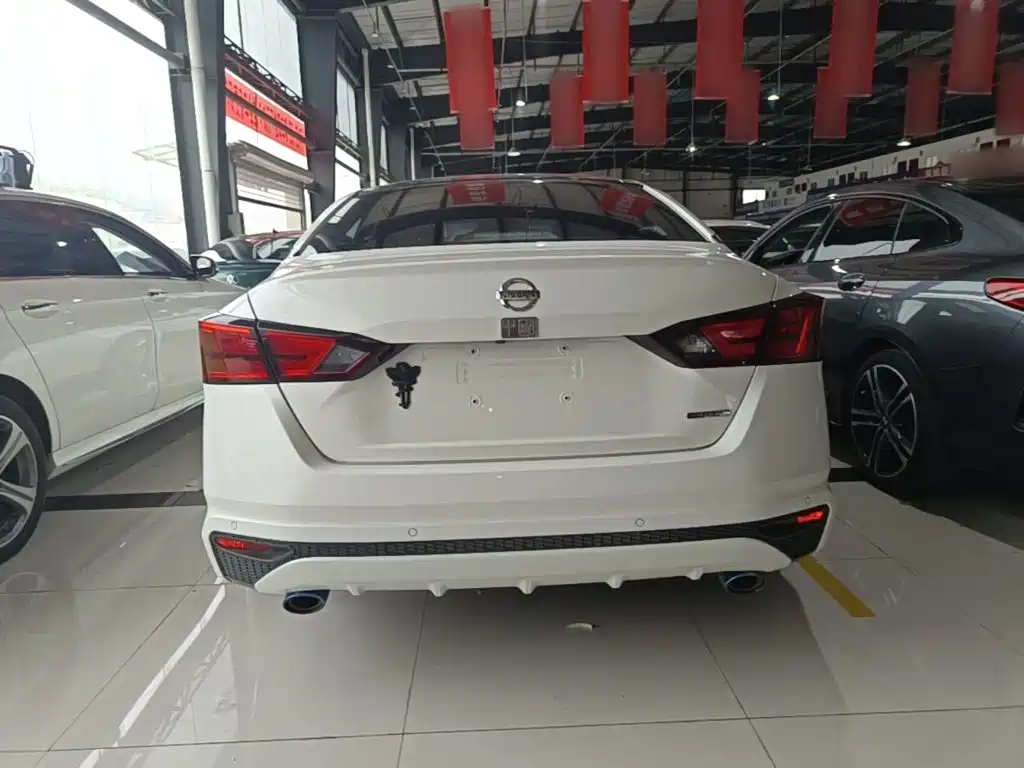 Teana 2.0 L XL Comfort