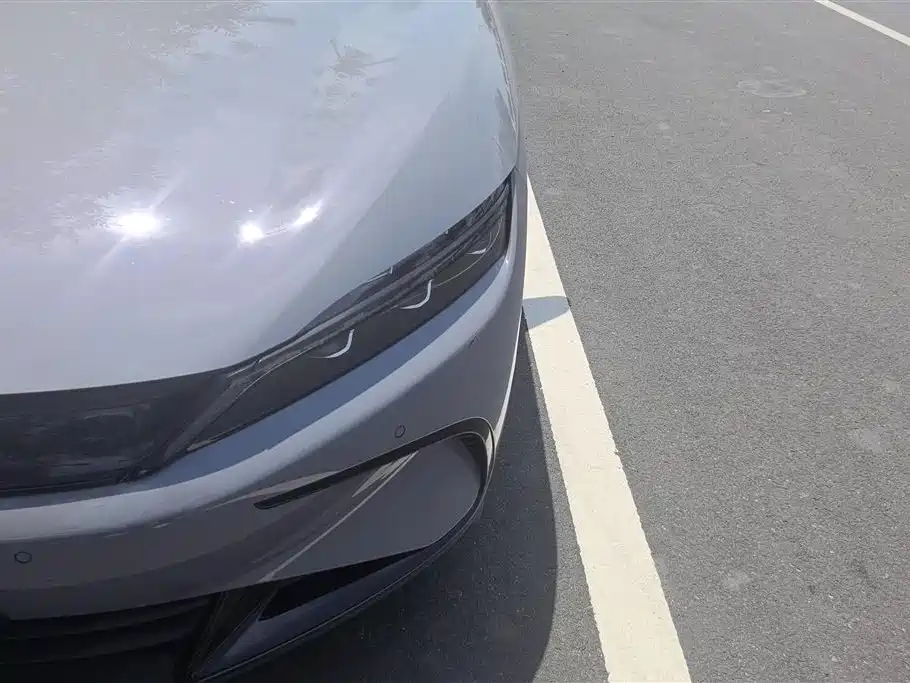 Han DM-i Smart Drive 125 KM Honored