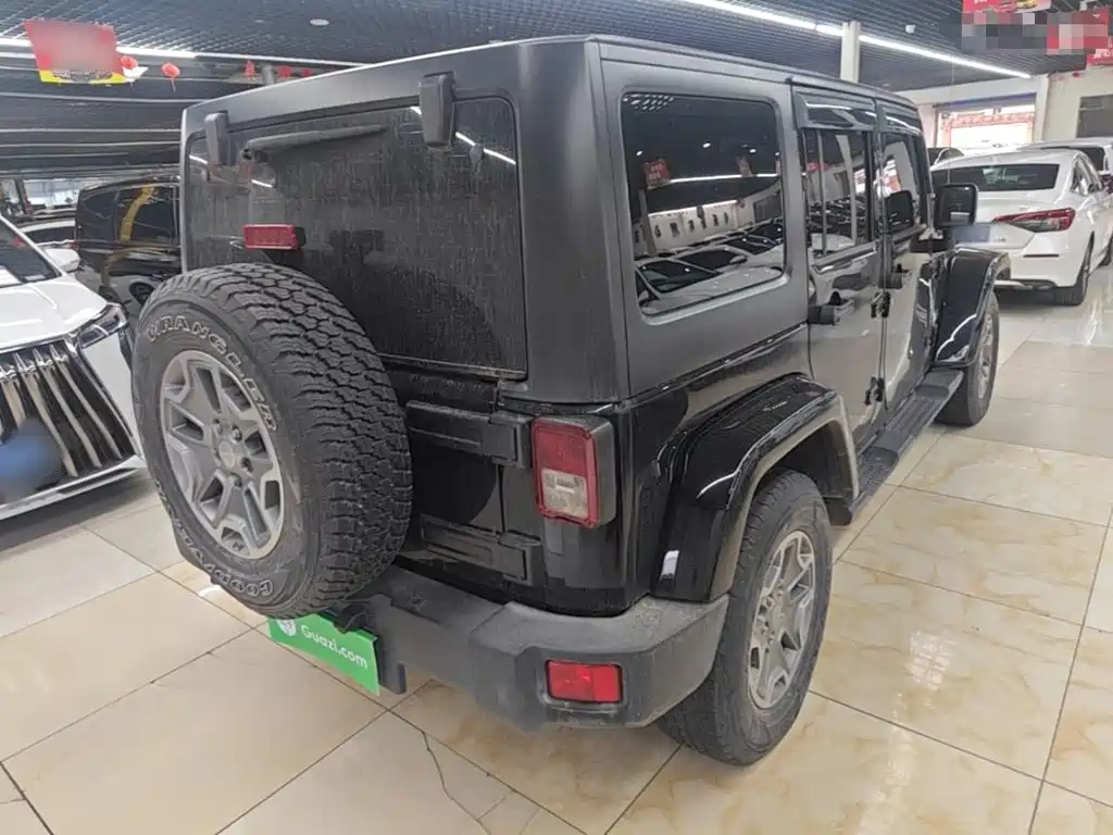 Wrangler 3.0 L Sahara 4-door Comfort Enjoyment