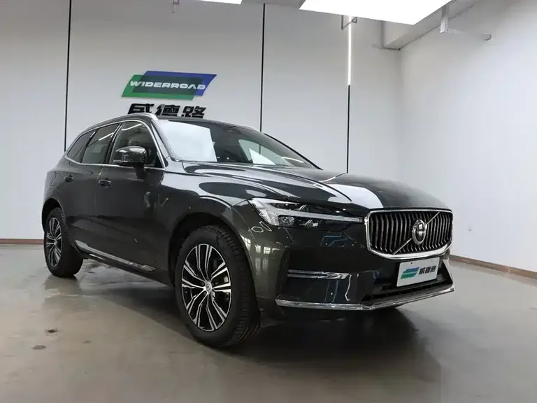Volvo XC60 B5 4 WD Smart Vision Luxury