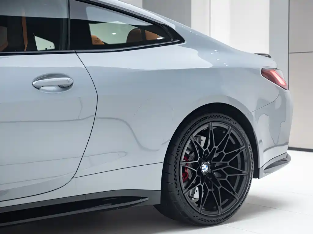BMW M4 宝马M4 2023款 3.0 T 手动
