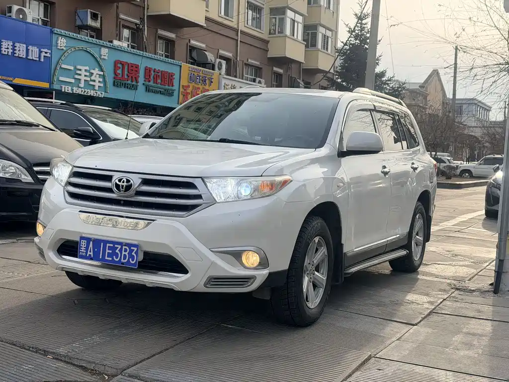 Highlander 2.7 L 2 WD 5-seat Elite