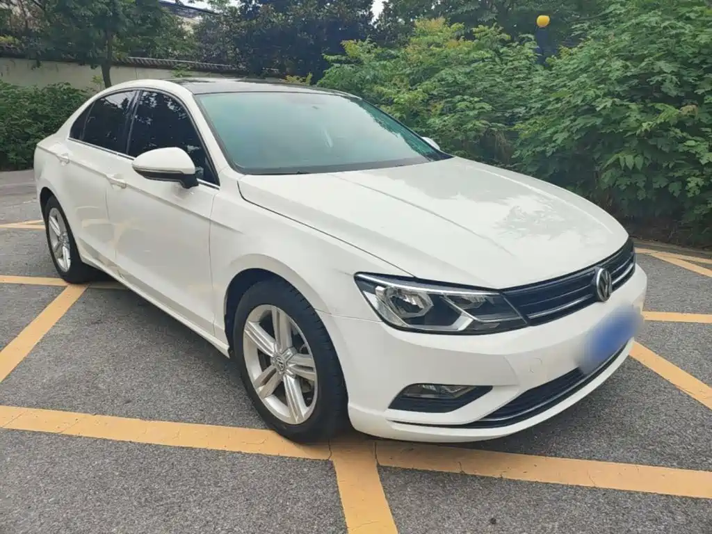 Lamando 280 TSI DSG Comfort