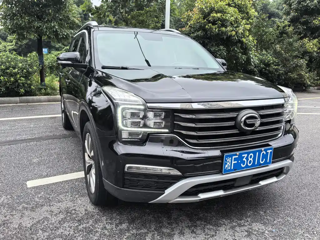 GAC Trumpchi GS8 320 T 2 WD Luxury Connected (7-seat)