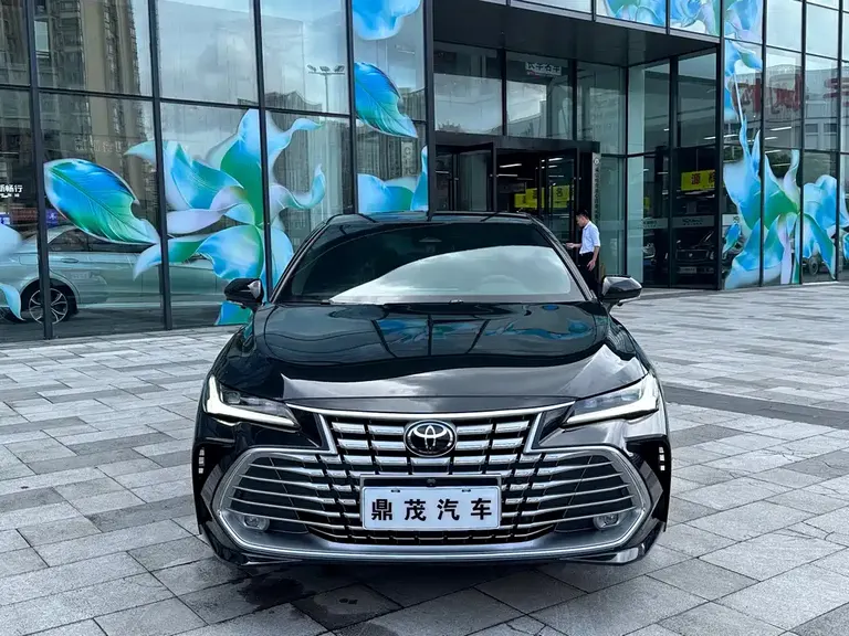 Toyota Avalon 2.0 L Luxury