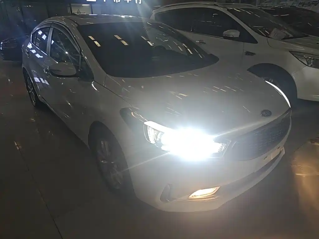 Kia K3 1.6 L Auto GLS