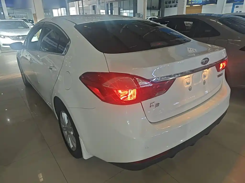 Kia K3 1.6 L Auto GLS